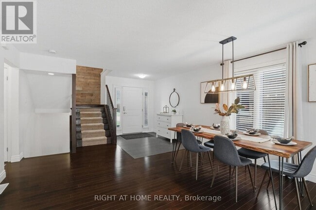 Building Photo - 2322 Buroak Dr