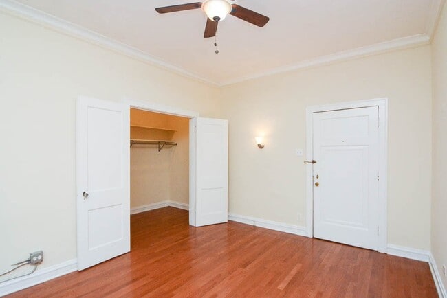 Building Photo - 4551 N Damen Ave