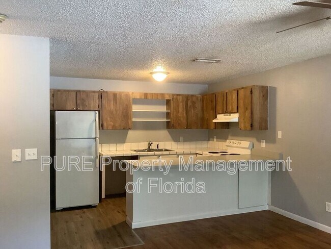 Foto del edificio - 3800 NE 41st St