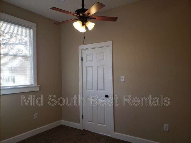 Foto del edificio - 2209 S Cedar St