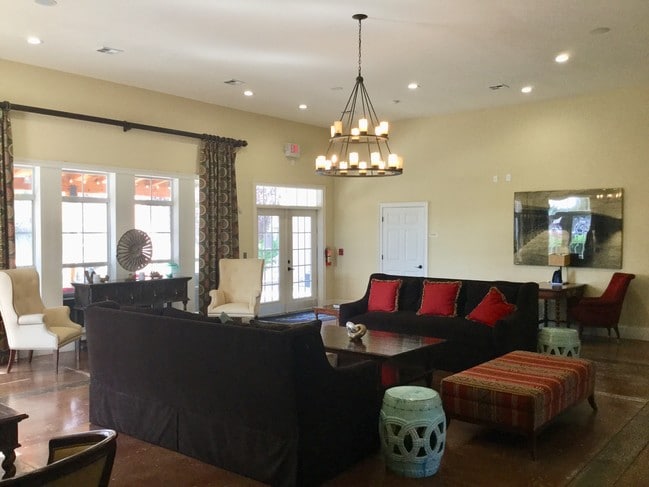 Building Photo - The Verge Las Cruces