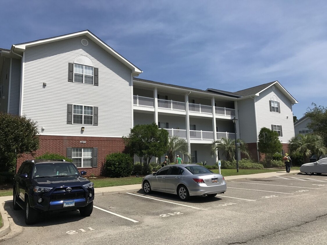 Primary Photo - 2 Bedroom, 2 Bath, Third Floor Condo for L...