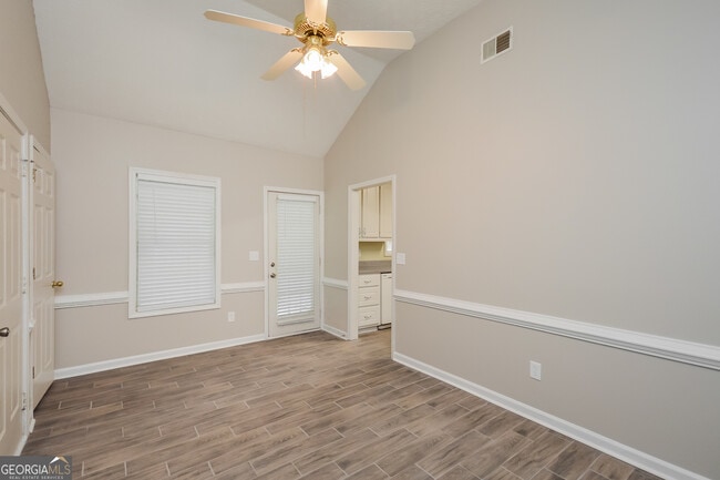 Building Photo - 315 Berkshire Dr