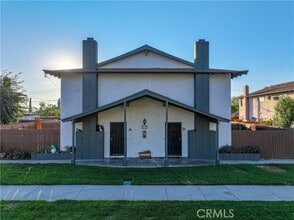 Building Photo - 2963 Elgin Dr