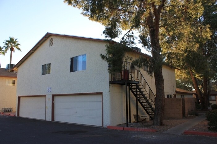 Foto principal - 860 E Brown Rd