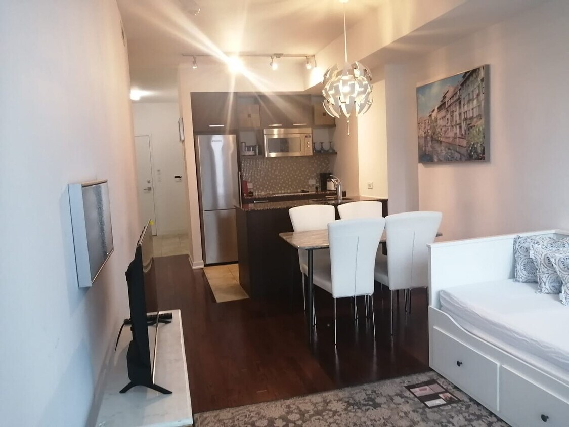 Primary Photo - 12 York St