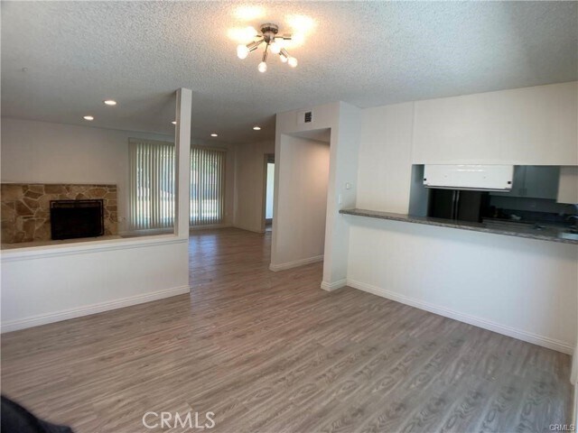 Foto del edificio - 3151 Newell Dr