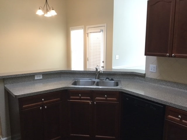 Foto del edificio - 1081 High Tide Ct