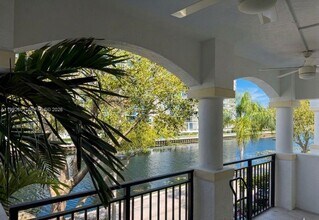 Building Photo - 3245 NE 184th St