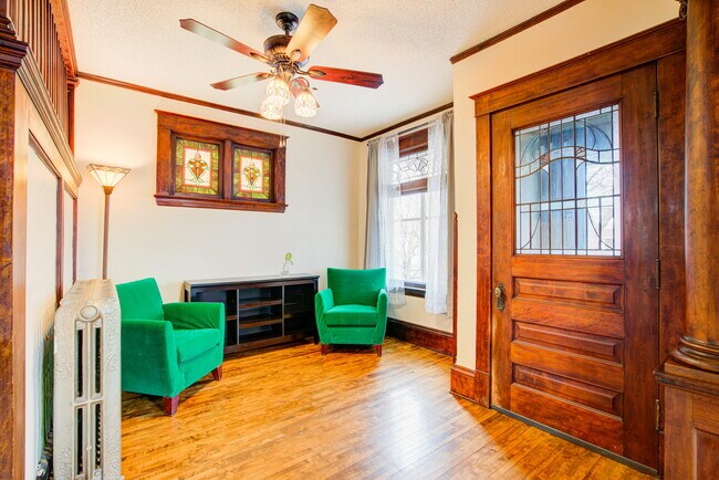 Foto del edificio - 3536 19th Ave S