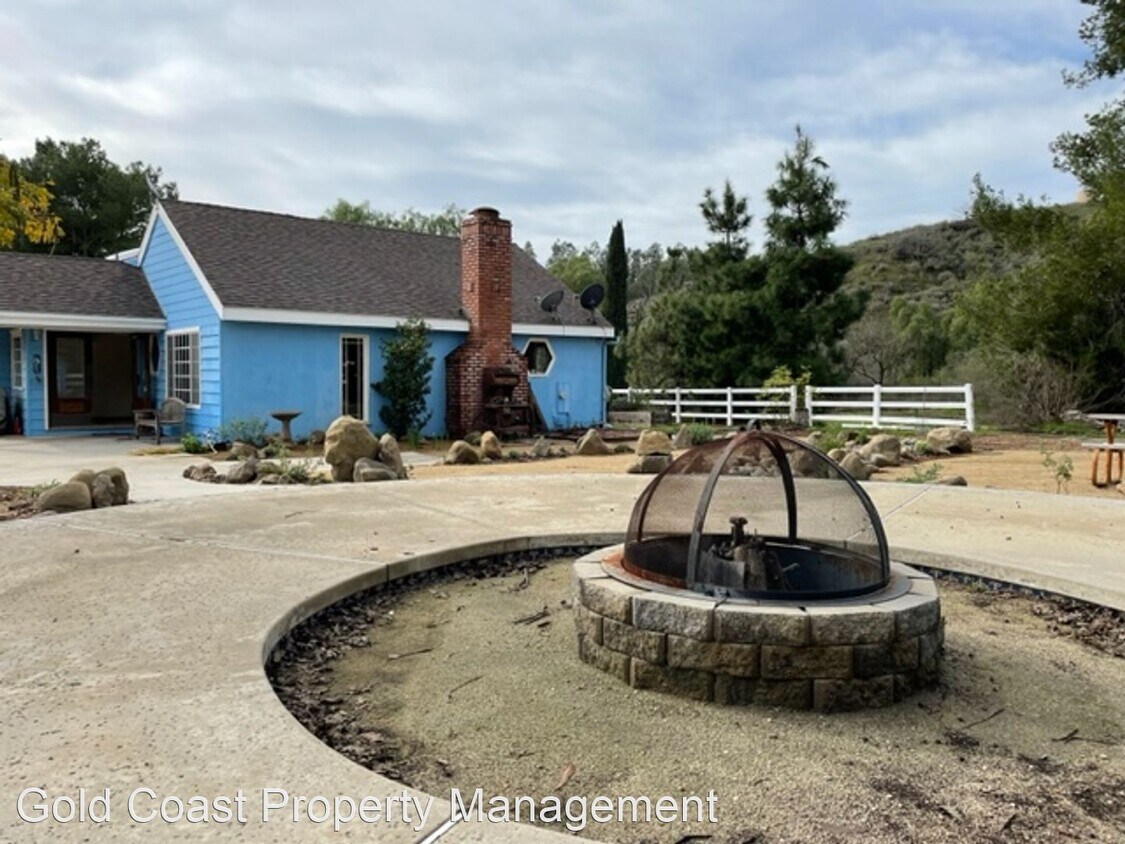 Primary Photo - 3 br, 2.5 bath House - 8333 Waters Road