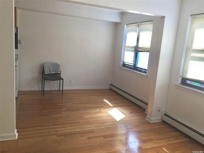 Building Photo - 52-15 90th St