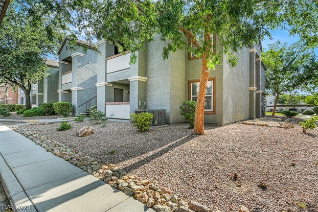 Building Photo - 555 E Silverado Ranch Blvd