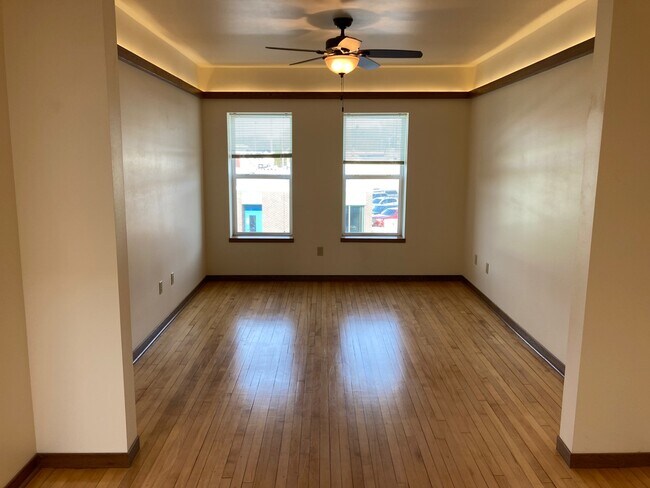 Living Room - 405 Wisconsin St
