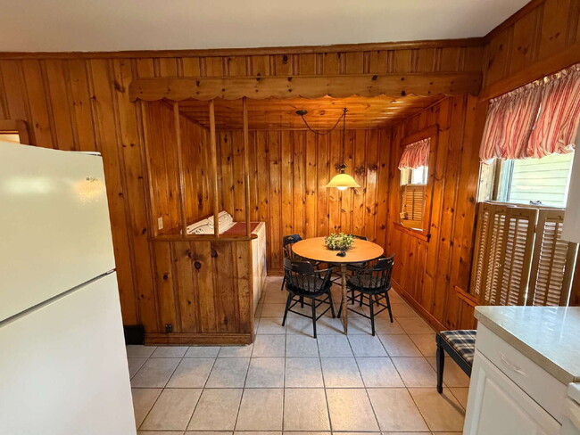Building Photo - *Very Spacious 3-Bedroom Apartment Available Now in LeRoy!*