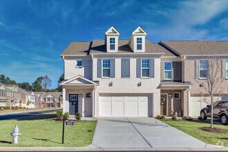 Building Photo - 2615 Quarterdeck Dr