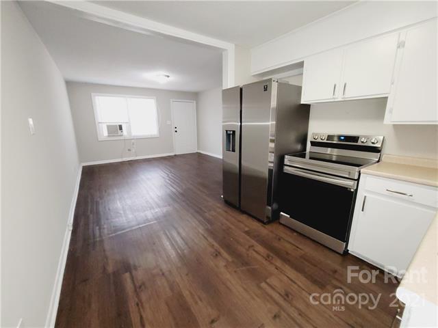 Foto del edificio - 1819 Mountainbrook Dr