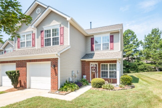 Building Photo - 3413 Summerfield Ridge Ln