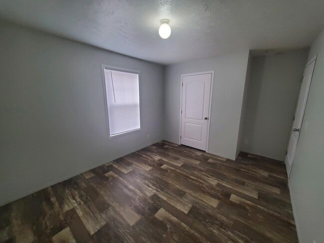 Foto del edificio - 24 Parakeet Hill Dr