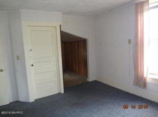 Building Photo - 303 E Eliza St