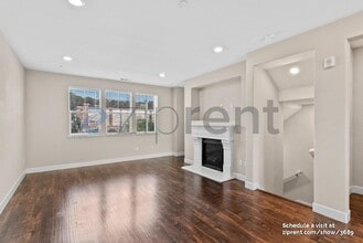 Building Photo - Unit