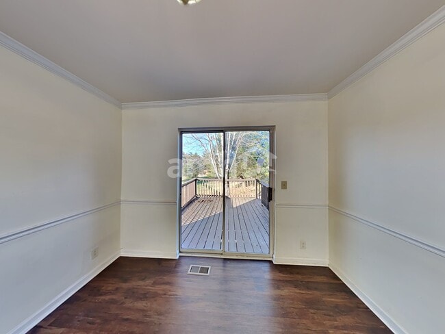 Foto del edificio - 6337 Willow Oak Dr