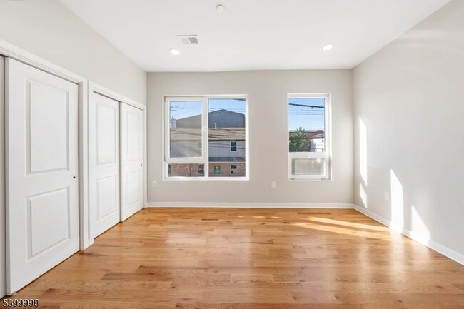 Building Photo - 108 Fleming Ave