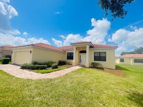 Building Photo - 404 Cinnamon Dr