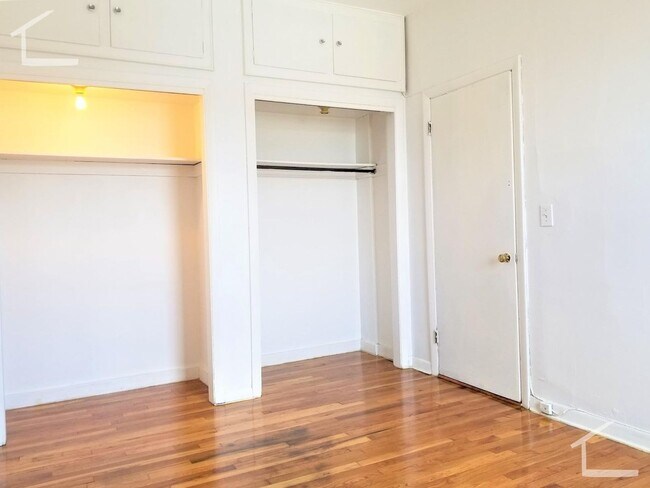 Building Photo - HOT ALLSTON LISTING!!!!