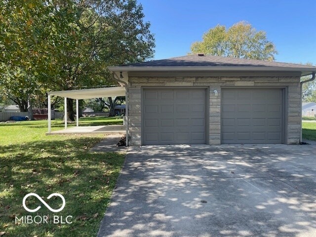Building Photo - 330 Emerson Dr