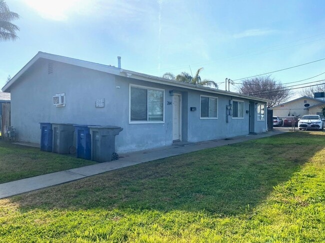 264/266e.10th - 264/266e.10th Apartment