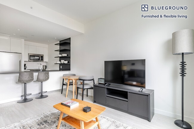 Building Photo - 22 Chapel St