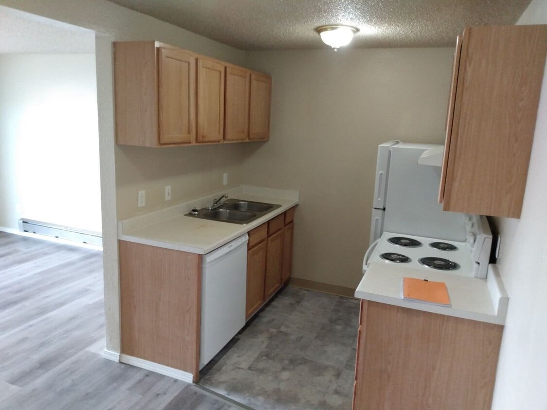 Building Photo - 1 bedroom 1 bathroom ground floor apartment - Granvue Apartments,