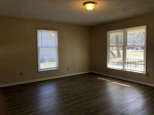 Foto del edificio - 505 E Hudson St