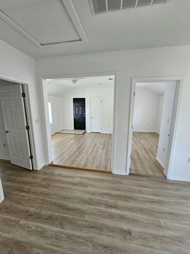 122 Hancock St, Manistee, MI 49660 Apartments in Manistee, MI