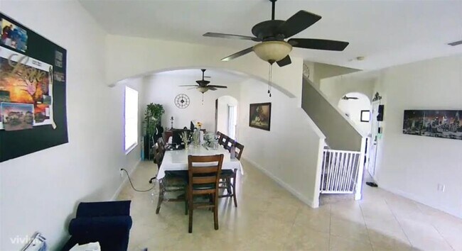 Building Photo - 10714 Shady Preserve Dr
