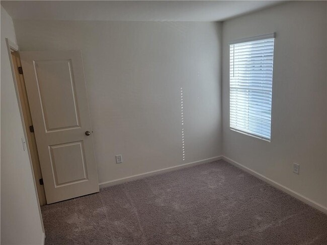 Building Photo - 1036 Castanea Dr