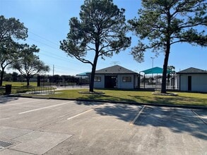 Building Photo - 2519 Ironclad Dr