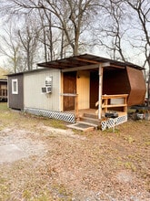 Building Photo - 910 Polk St