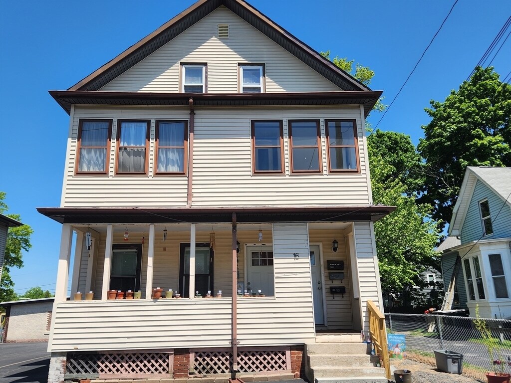 Primary Photo - 16 Leroy St