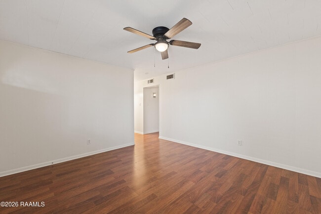 Foto del edificio - 110 Midtown Aly