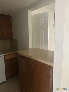 Foto del edificio - 506 Esther Cir