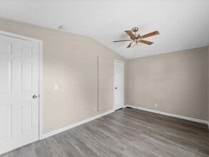 Building Photo - 3911 County Rd 183