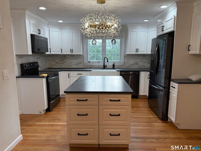 Building Photo - 249 Virgo Dr