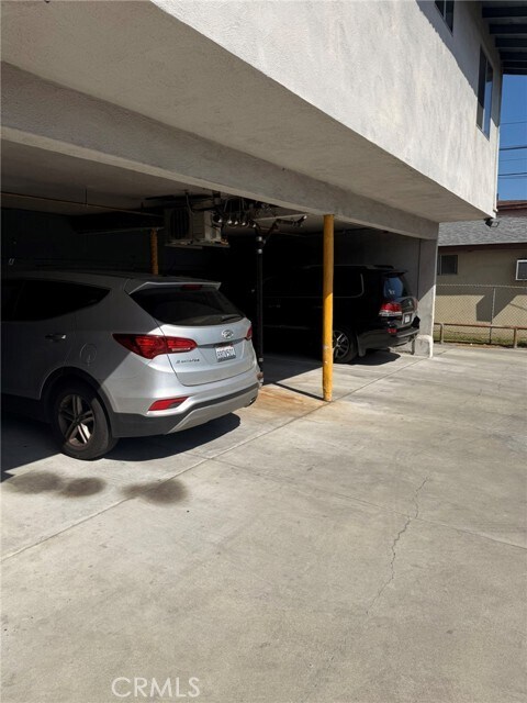 Foto del edificio - 1330 Stevens Ave