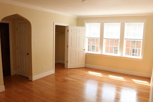 6219-21 Rosebury Ave. B Living Room - 6219-21 Rosebury Ave