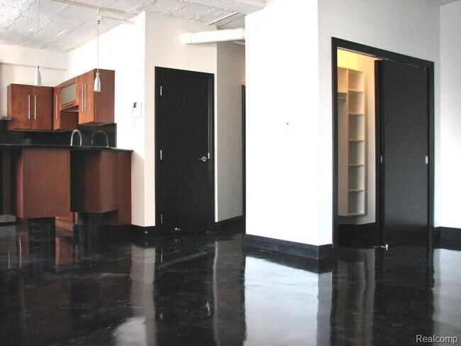 Foto del edificio - 2233 Park Ave
