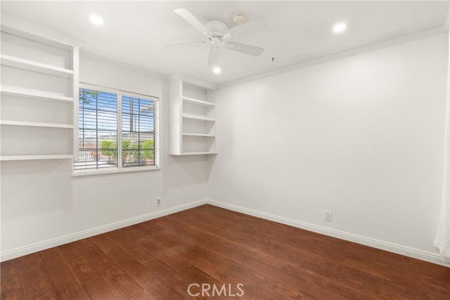 Foto del edificio - 9472 Karen Cir