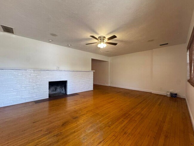 Foto del edificio - Beautiful Beachside Home in Ormond Beach!