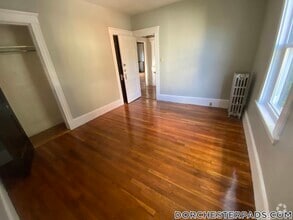 Building Photo - 62 Bellevue St